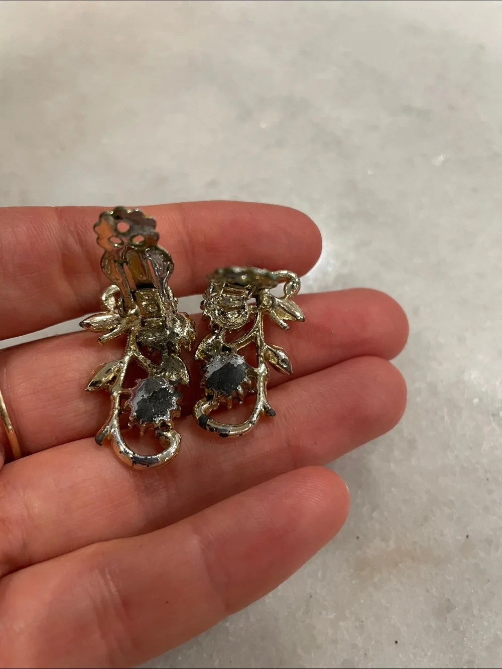 Vintage-Inspired Pink Crystal Floral Clip-On Earrings